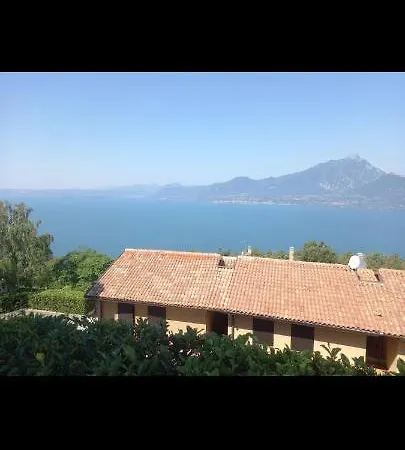 アパート Casetta Immersa Nel Verde Vista Lago トッリ・デル・ベーナコ